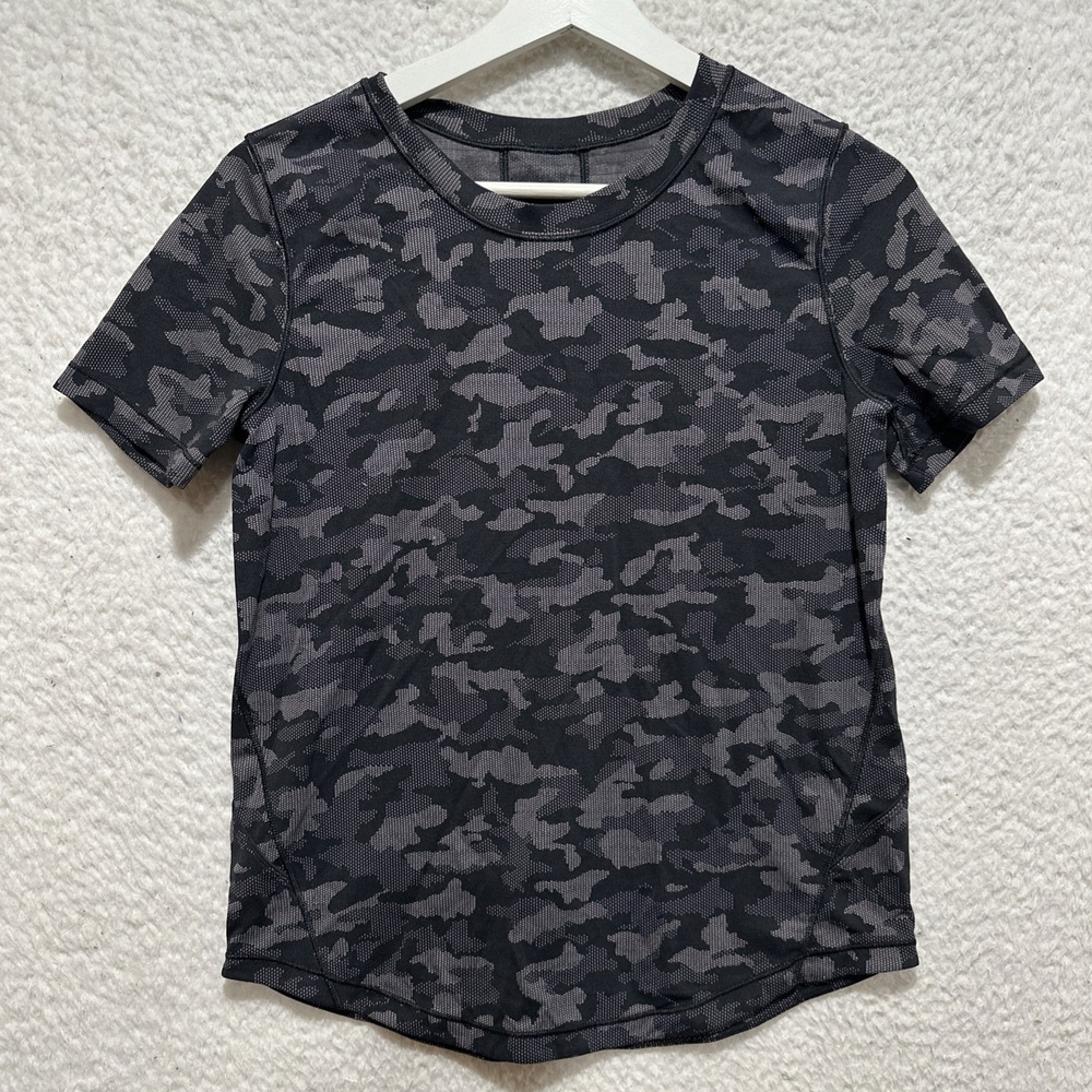 Lululemon Long Distance Shirt Size XS, S? Heritage Camo Short Sleeve Lunar Rock